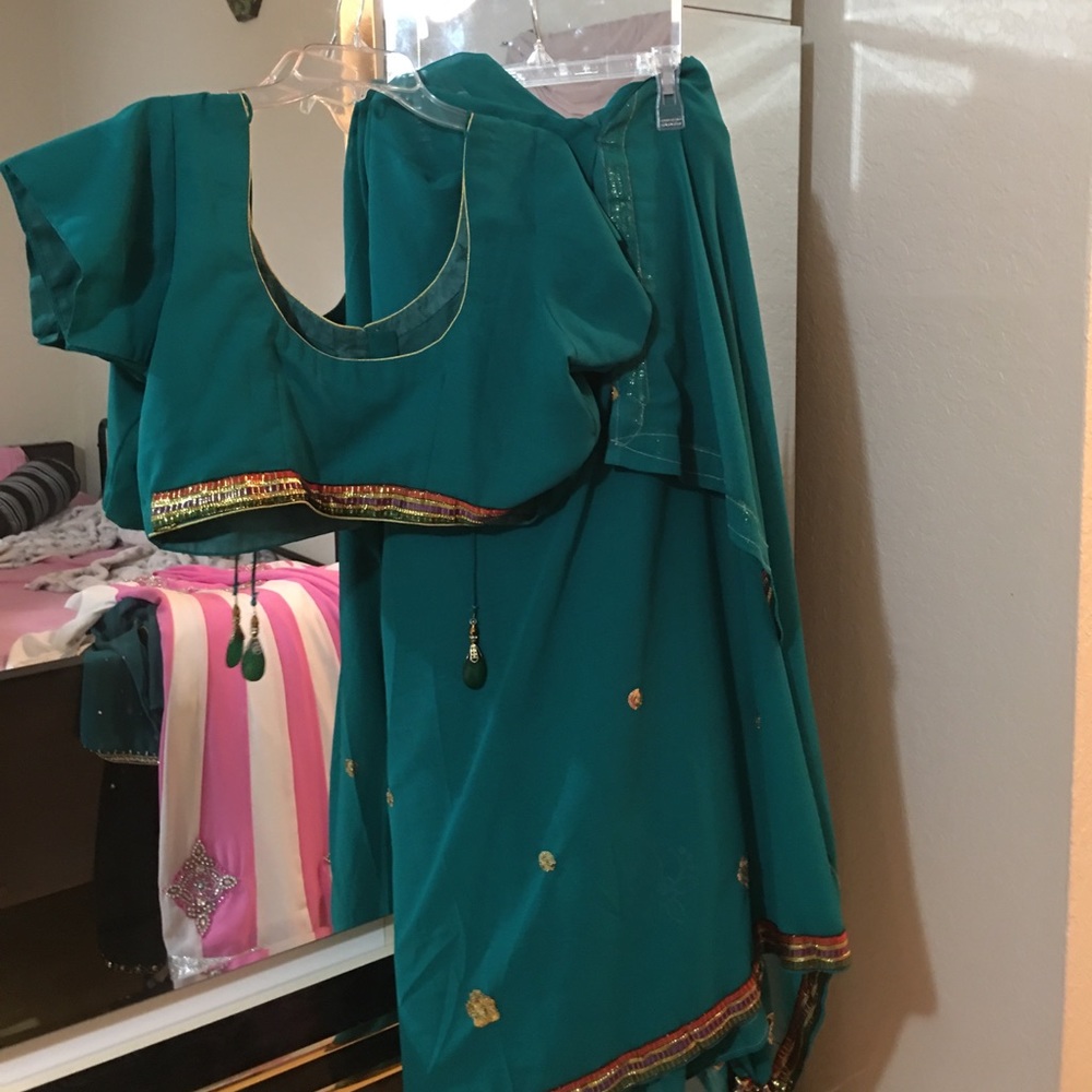 Islamic clothing